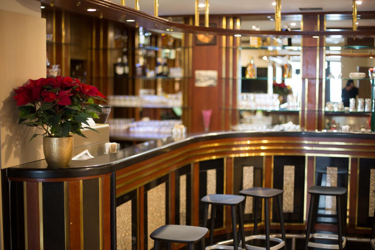 Hotel Zvonimir 오토칵 외부 사진